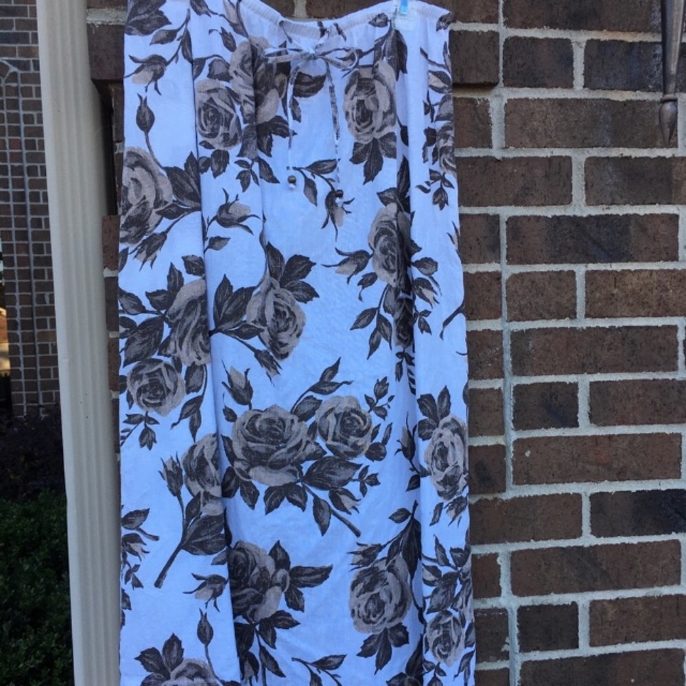 2 for $7 - Hot Cotton linen skirt